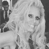 Debbie delgattos foto