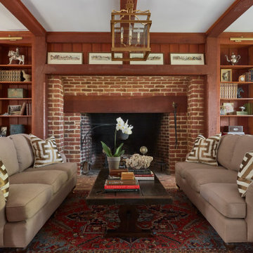 COZY COLONIAL