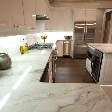 Stunning Sea Pearl Kitchen