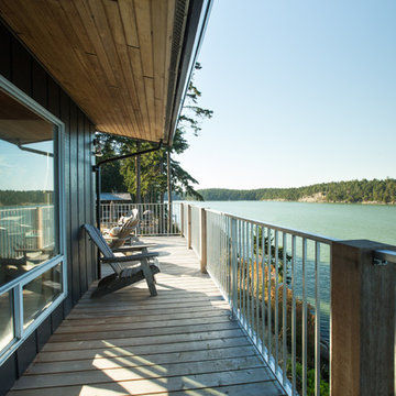 Houzz Tour: Designers Get Creative With Their Island Getaway