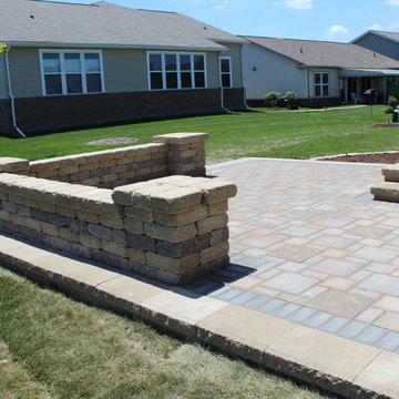 Raised Patio with Step - Fendt