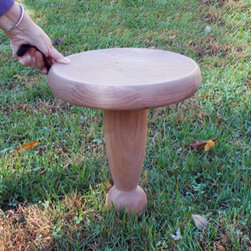 Pivoting Garden Stool - Outdoor Side Tables