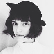 Izzy Actonさんの写真