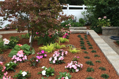 Inspiration for a large traditional courtyard concrete paver landscaping in San Francisco.
