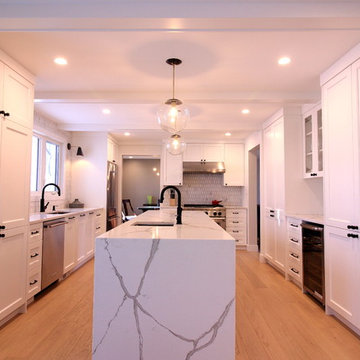 Contemporary Craftsman Kitchen