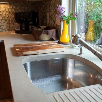 Crystal Court Rustic