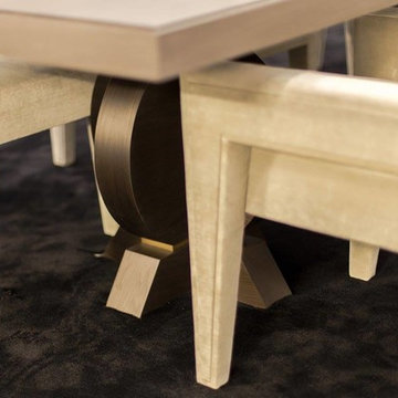 INEDITO. Model GRAMERCY TABLE