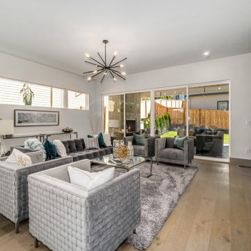 Luxury Cougar Mountain Home- Serena Construction