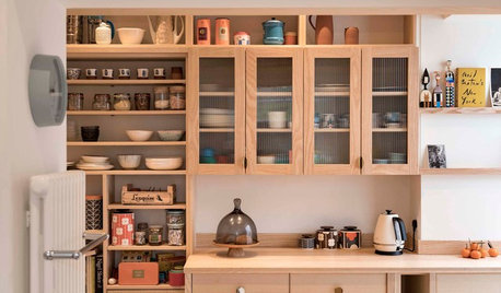 8 Ways to Use Reeded Glass