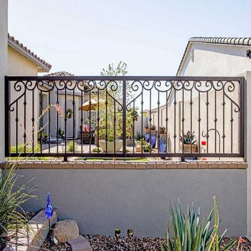 French Tip Iron Railings