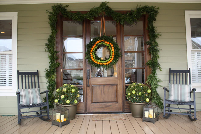 Traditional Porch Holiday Home Tour