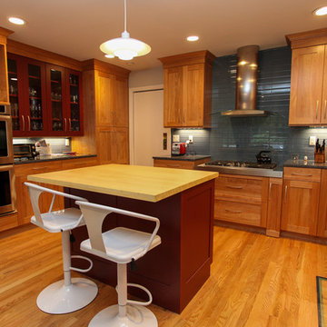 Colorful Transitional Kitchen That Pops