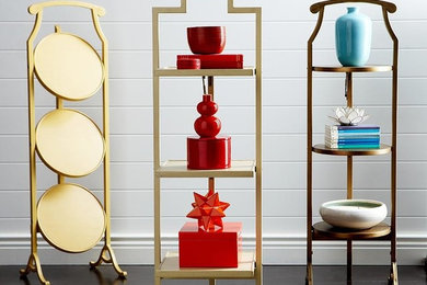 Example of a minimalist entryway design in Other