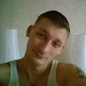 Иван Гальяновs foto