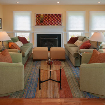 Nature loving Living room and dining room