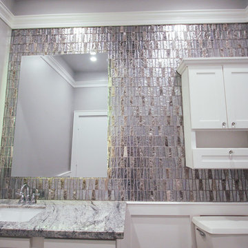 Little York - Powder Room