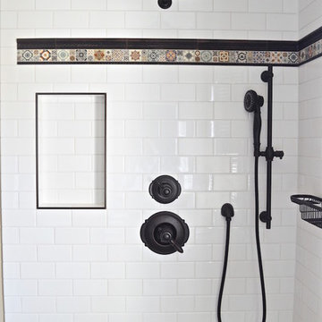 Lant Circle Bathroom