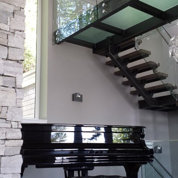 West Vancouver Central Stringer Stair