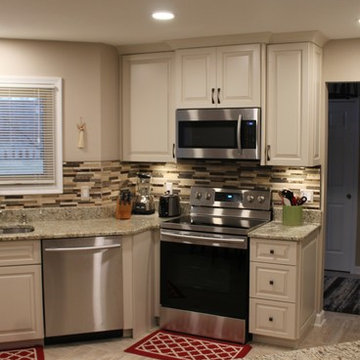Starmark Maple Ridgeville in Macadamia w/ Latte Glaze