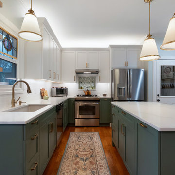 Contemporary Kitchen Remodel Done With New Two-Tone Cabinets
