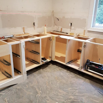 Process of kitchen installation in North York, glazed kitchen. 2017