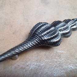 Tropical Hardware knobs & pulls - Cabinet And Drawer Handle Pulls