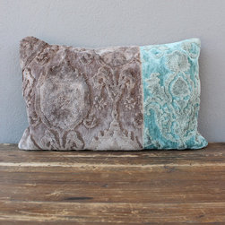 zither pillow &ndash; shadow - Decorative Pillows