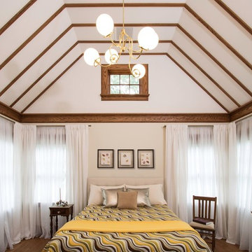 AIA GOLD MEDAL Winner for Design Excellence Family Room with Primary Suite Above