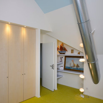 La seconde chambre sous" les cieux".