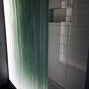 Thick glass shower wall