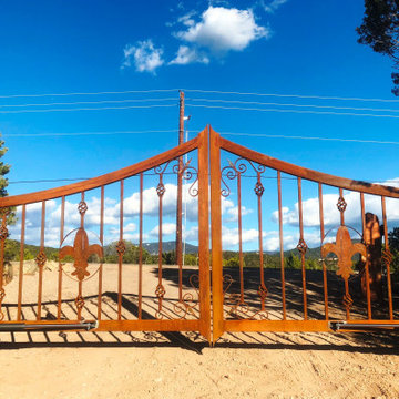 Automatic Driveway Gates