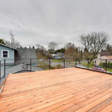 Outdoor Kitchen & Decks
