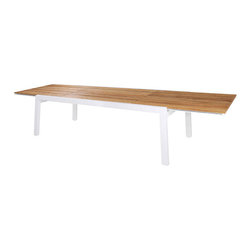 MAMAGREEN: Baia Expandable Table - Outdoor Dining Tables