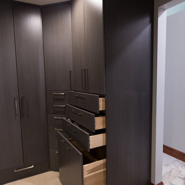Contemporary Closet Design