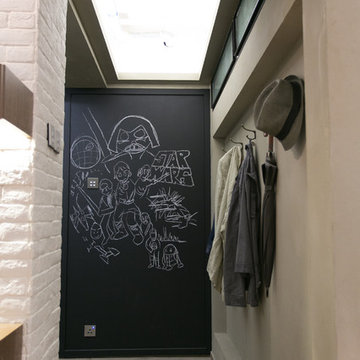 Fun Chalkboard Wall in Walk-in Closet, Hong Kong