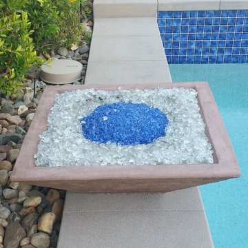 Fire pits, Fireplaces and Fire Features