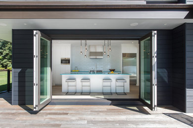 Home design - modern home design idea in New York