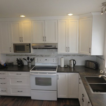 Contemporary White Shaker (Stephenson Point, Nanaimo)