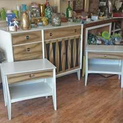 Mid Century Modern Elliptical Bedroom Set - Bedroom Furniture Sets