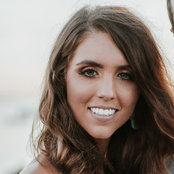 Nicole Proper's photo