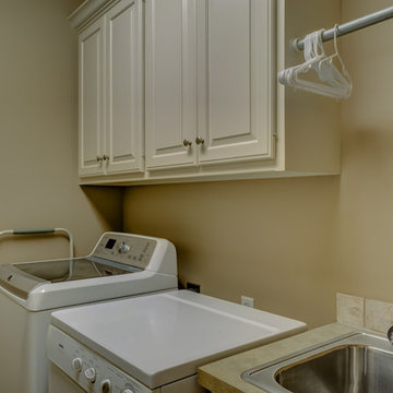 1438 Vanderbilt Dr, Tyler, TX 75703