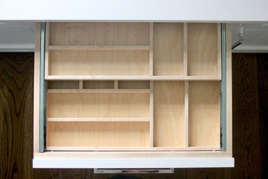 Example of a transitional kitchen design in New York