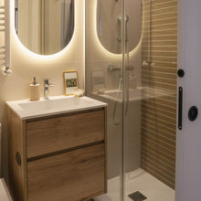 Elizabeth bathroom