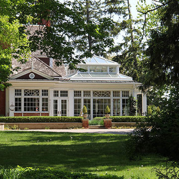 Large Conservatory Niagara-on-the-Lake