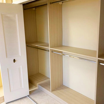 Walk-In Wardrobe Wonders: Exploring Wooden Designs