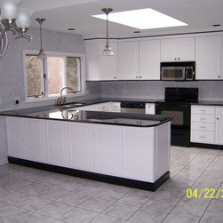 Bertch Legacy / Concord Door Style / MDF / White - Kitchen Cabinetry