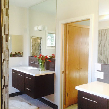 Contemporary Master Bathroom
