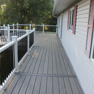Trex Transcend Island mist decking and Trex Transcend railing