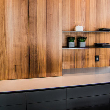 Urban Kitchen in Walnut