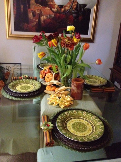 Traditional  Thanksgiving Tablescape